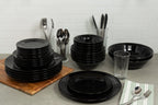 10 Strawberry Street Dinnerware Set